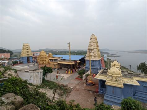 El Templo de Yogananda: Un Santuario Espiritual con Vistas Panorámicas!