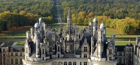 ¡Explora la magia de la arquitectura medieval en el Castillo de Chambord!